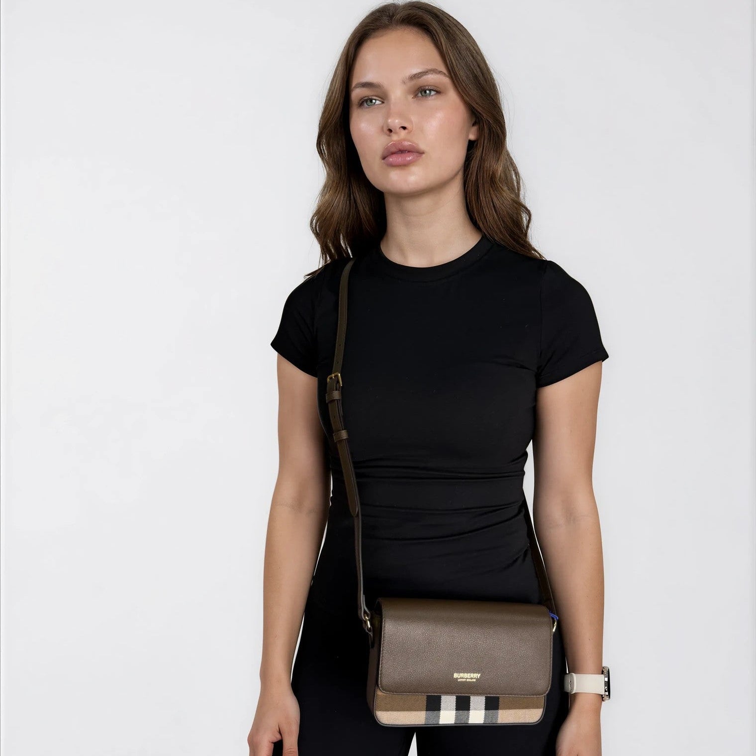 Burberry 'New Hampshire' Leather Shoulder Bag Ebony Brown