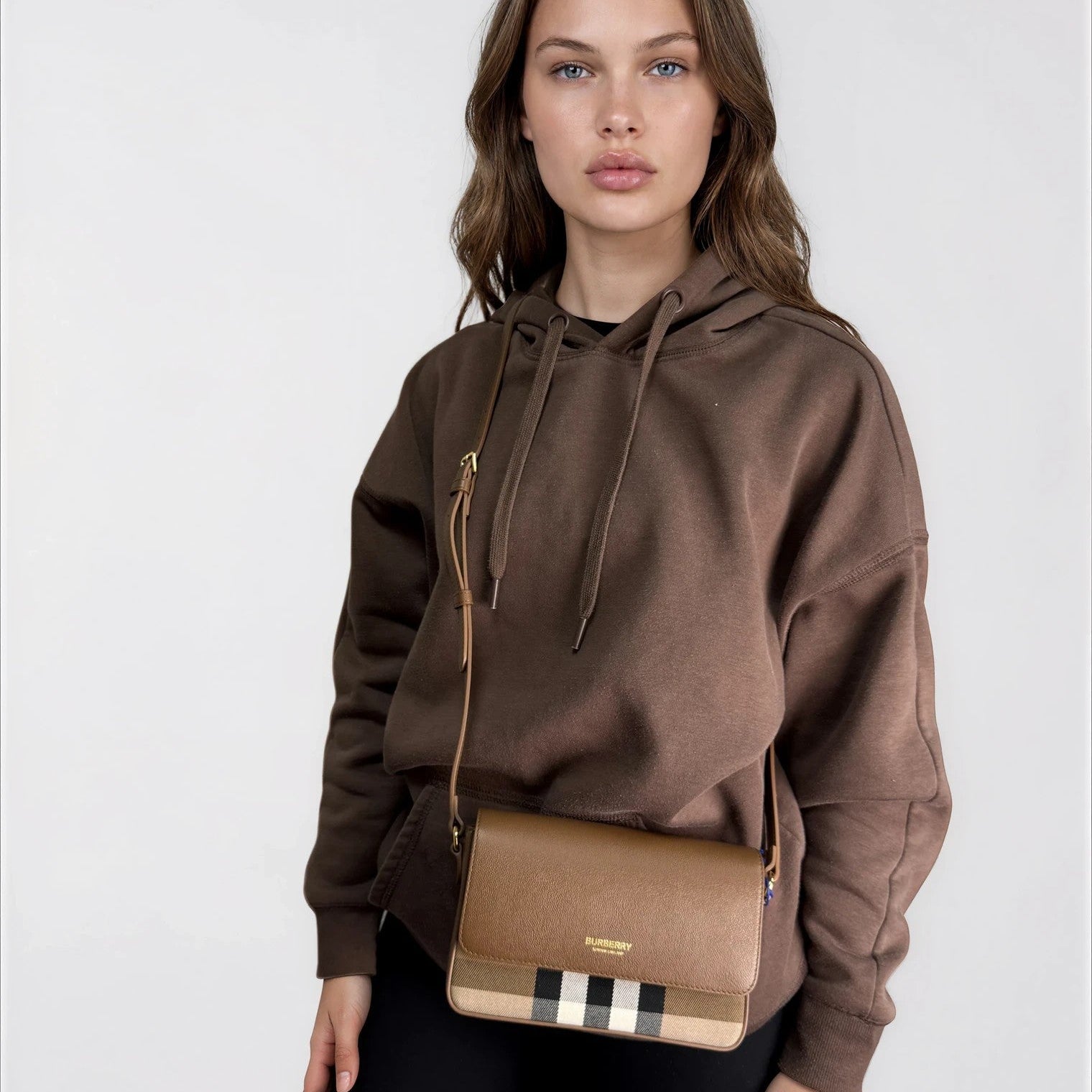 Burberry 'New Hampshire' Leather Shoulder Bag Earth Brown